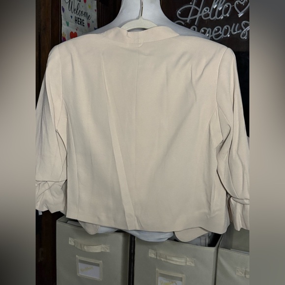 NWT- Zara - open front blazer-M - Picture 3 of 4
